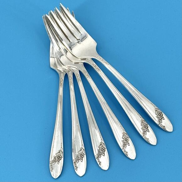 Oneida Community Tudor Plate 1946 Queen Bess II Set of 6 Salad Forks Silverplate - Picture 1 of 7